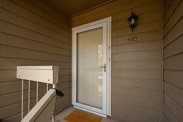 $167,500 | 1104 Riverchase Lane, Unit 204, Arlington, TX 76011