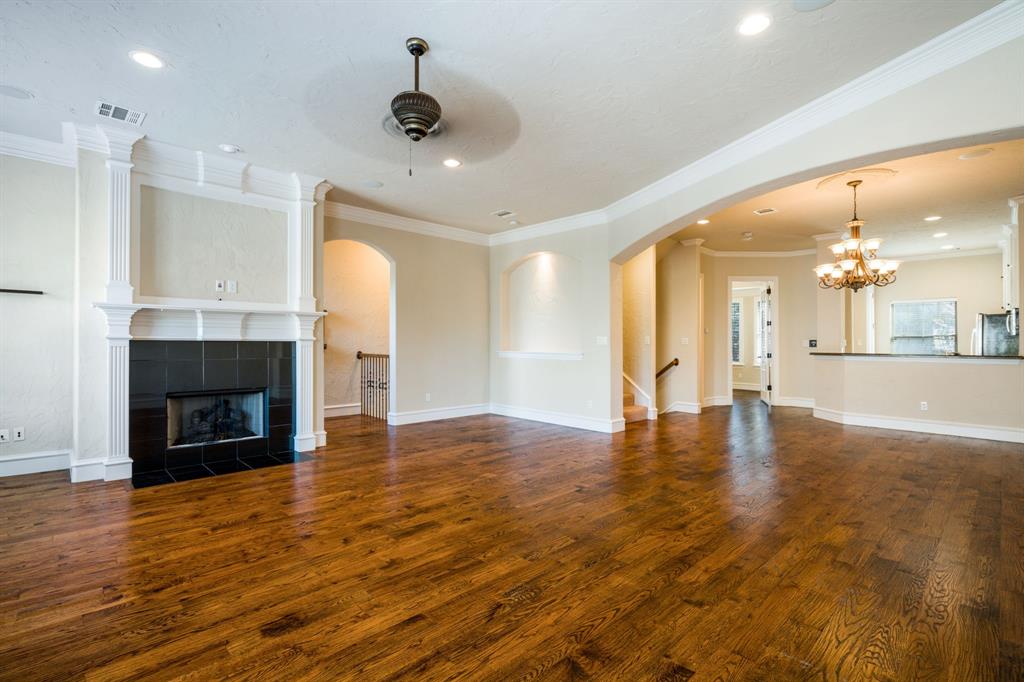 554 Rockingham Drive Irving, TX 75063 - Photo 6 of 34