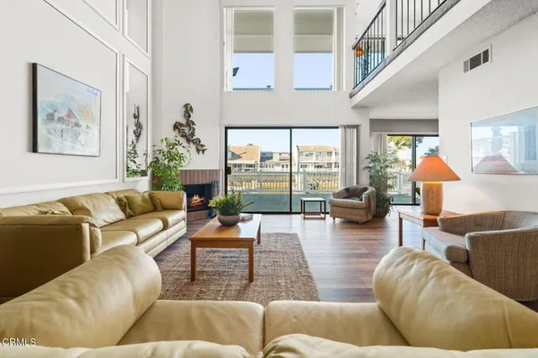 $1,750,000 | 4451 Costa De Oro, Oxnard, CA 93035