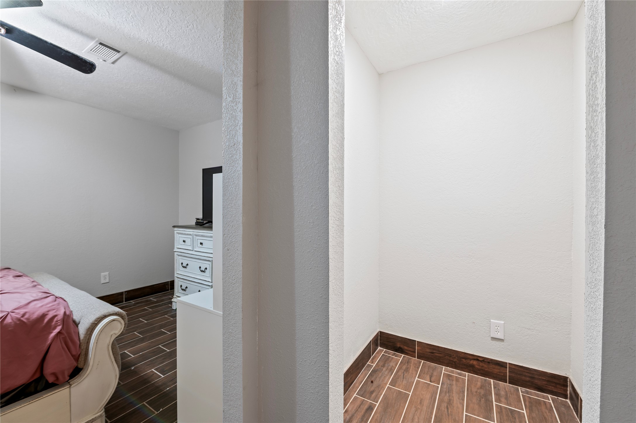 1803 Edgehill Road Pasadena, TX 77502 - Photo 16 of 29
