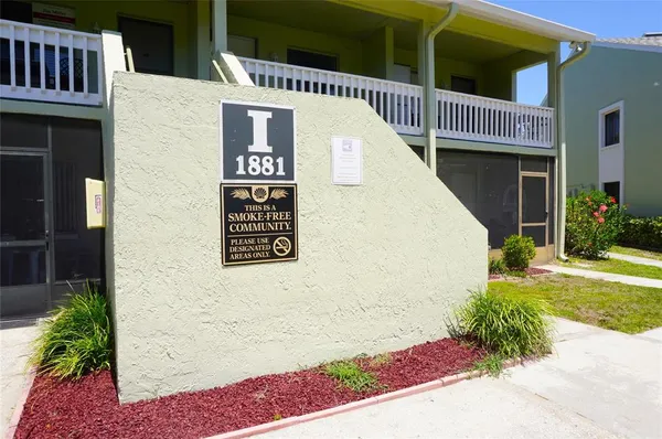 $125,900 | 1881 Mazo Manor Road, Unit I2, Lutz, FL 33558