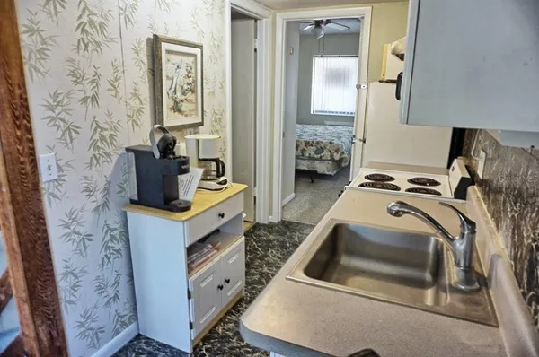 $125,900 | 1881 Mazo Manor Road, Unit I2, Lutz, FL 33558