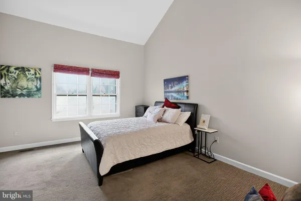 $659,500 | 6065 Estates Drive, Alexandria, VA 22310