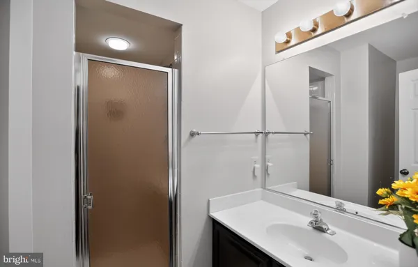 $659,500 | 6065 Estates Drive, Alexandria, VA 22310