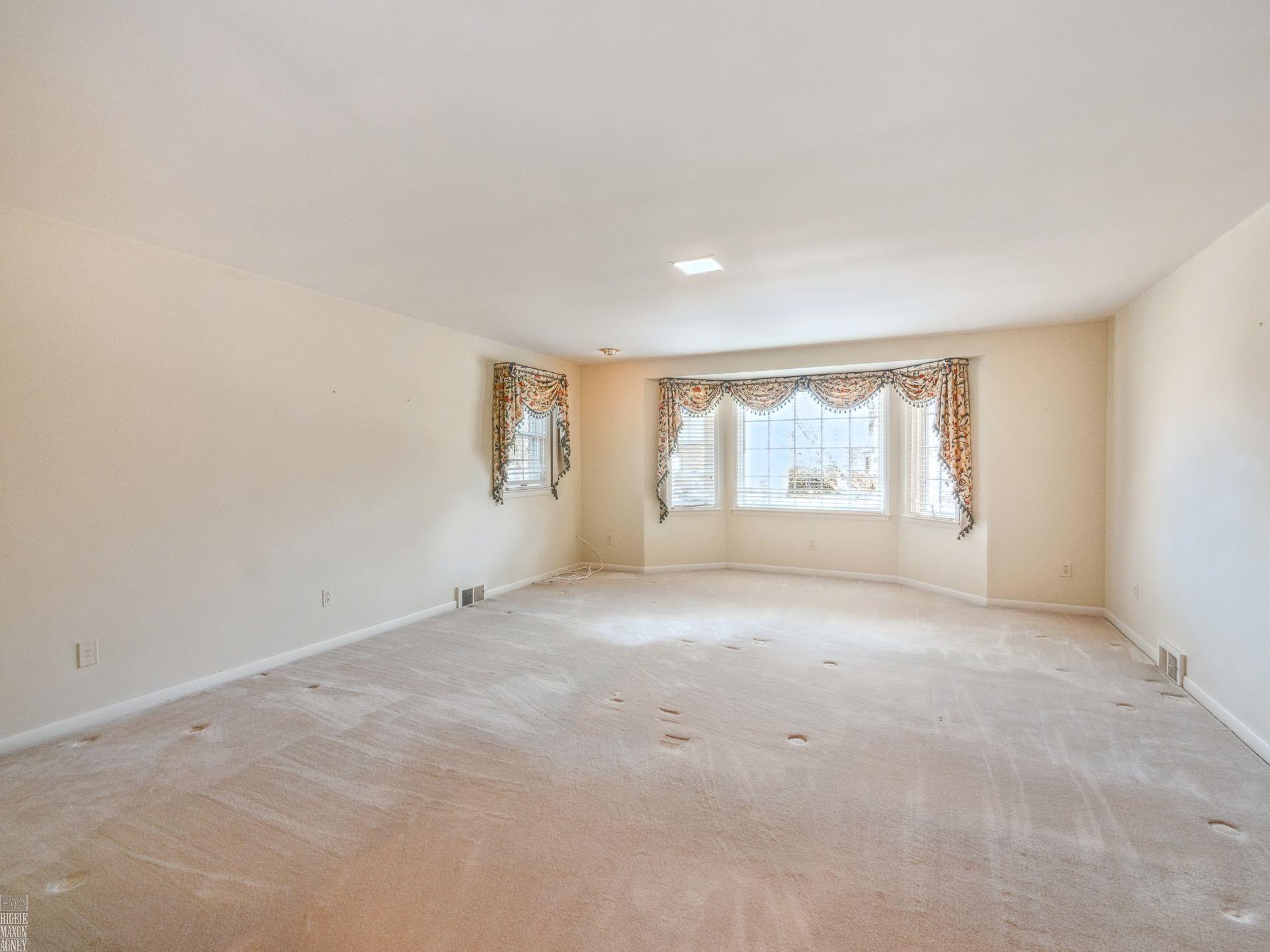 573 Shelden Road Grosse Pointe Shores, MI 48236 - Photo 19 of 40