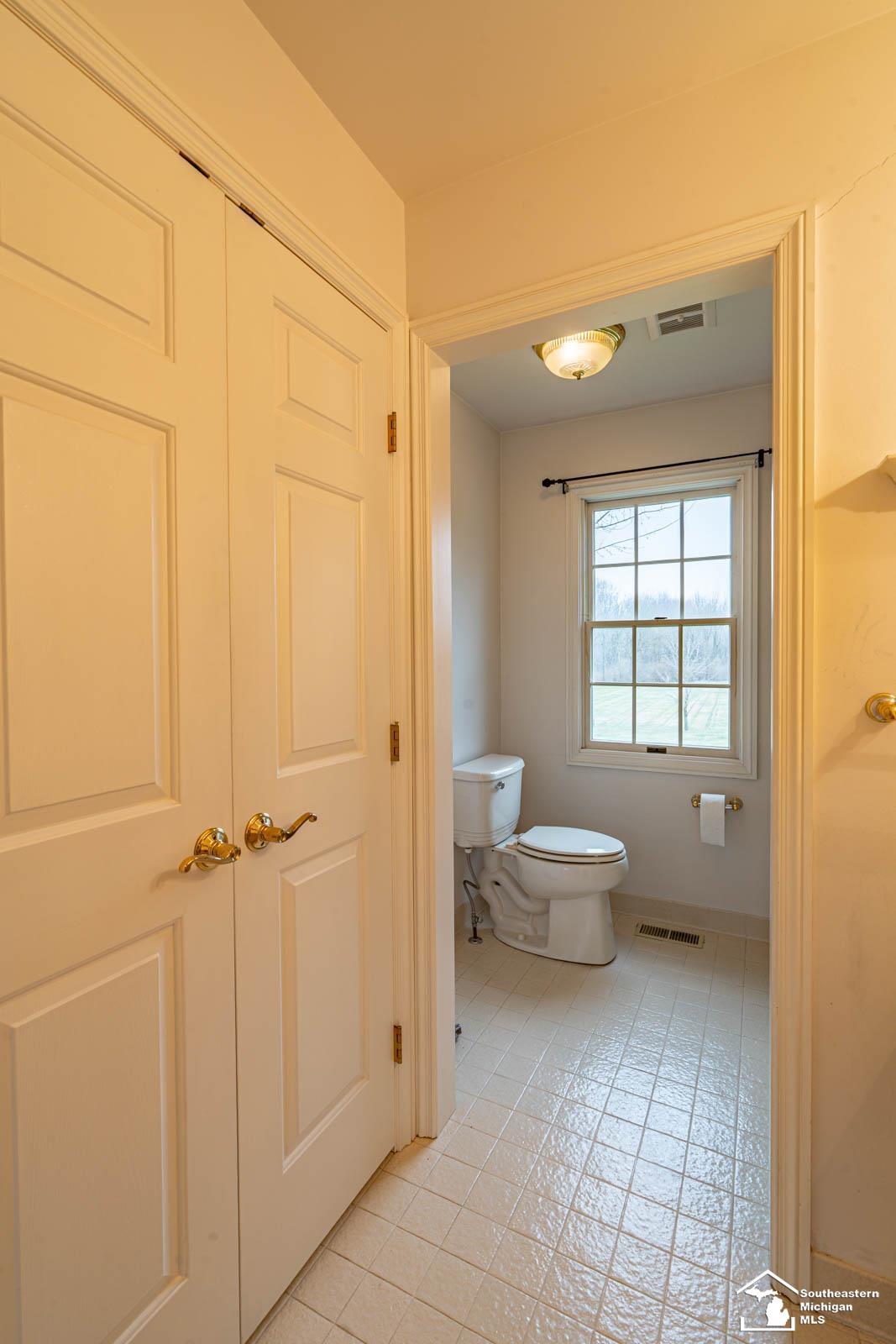 11763 Grafton Road Carleton, MI 48117 - Photo 21 of 38