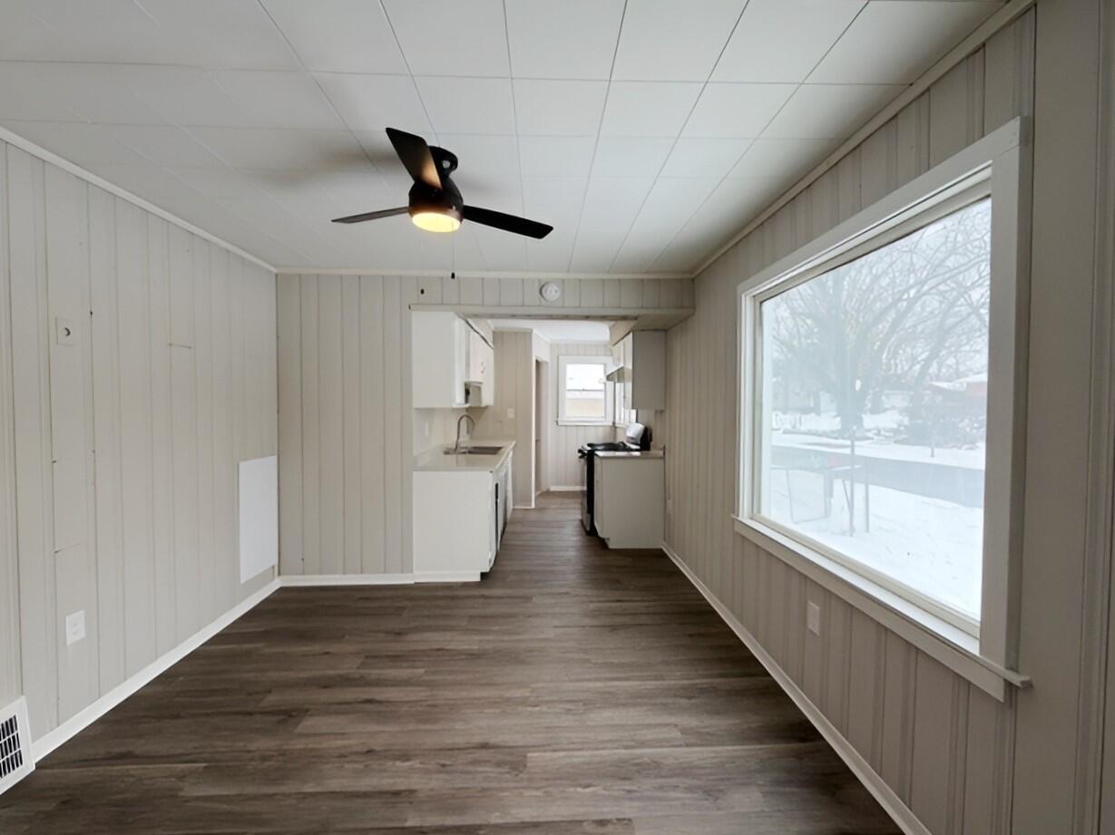 3940 Marshall Street Gary, IN 46408 - Photo 4 of 13 1229x921