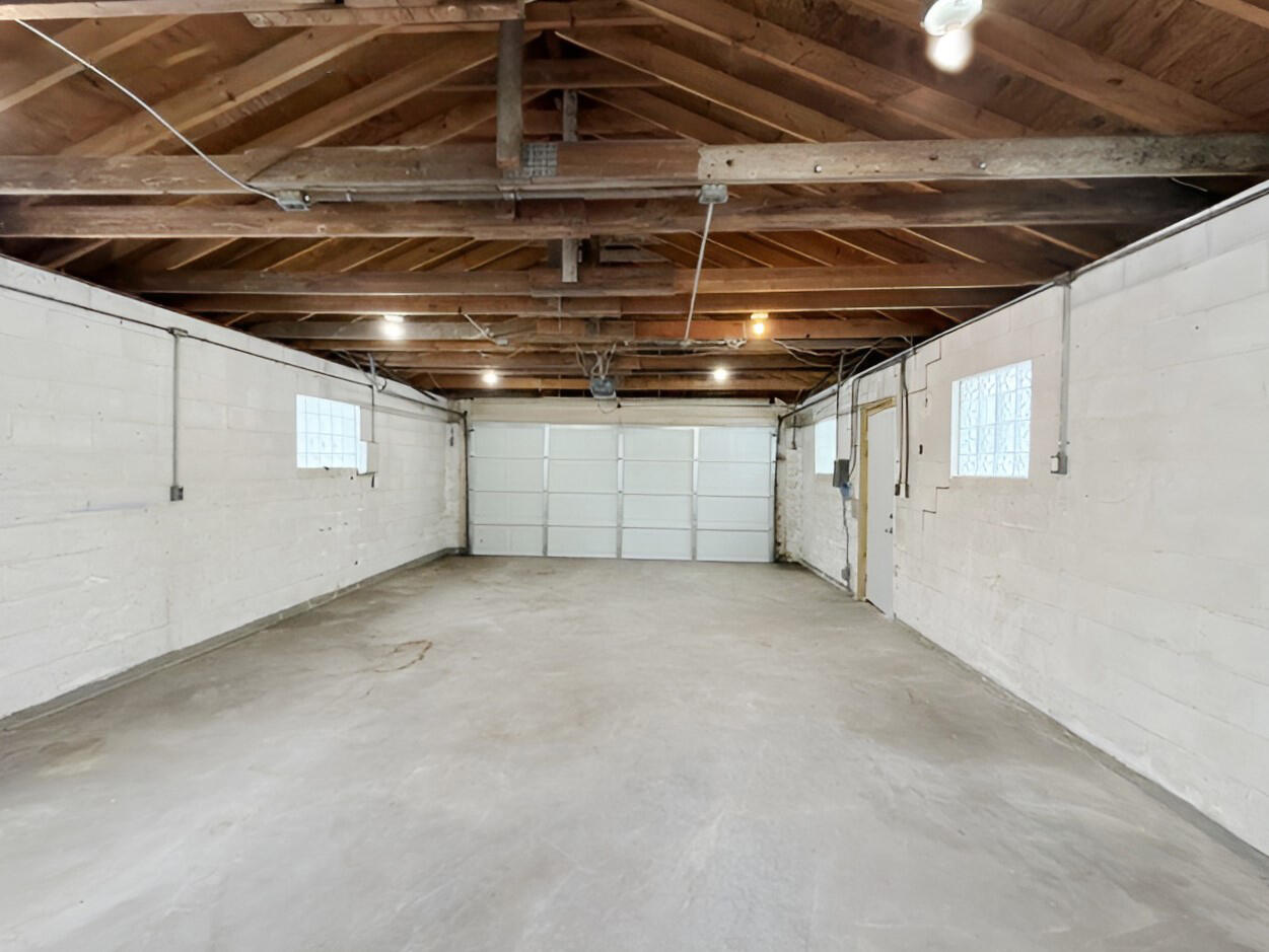 3940 Marshall Street Gary, IN 46408 - Photo 9 of 13 1251x939