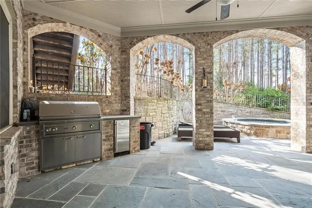 $2,888,000 | 4822 Ipswich Glen, Suwanee, GA 30024