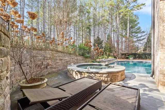 $2,888,000 | 4822 Ipswich Glen, Suwanee, GA 30024