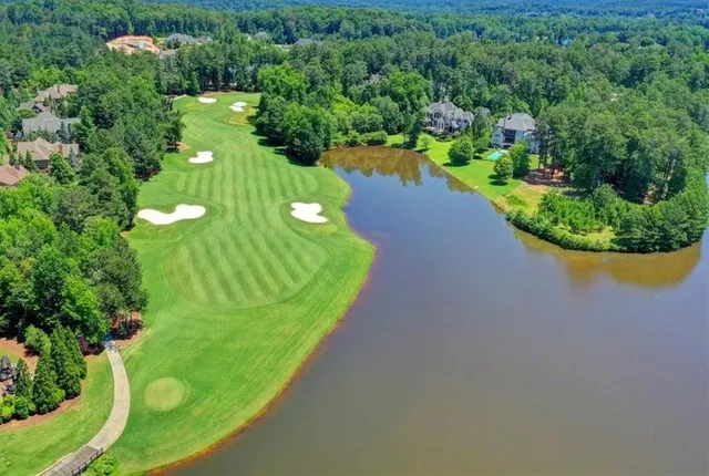 $2,888,000 | 4822 Ipswich Glen, Suwanee, GA 30024