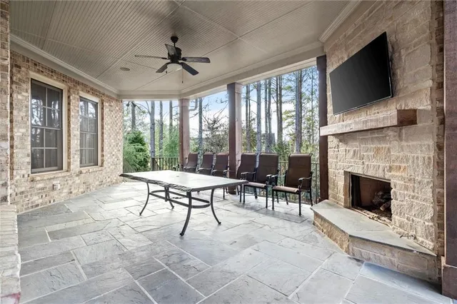 $2,888,000 | 4822 Ipswich Glen, Suwanee, GA 30024