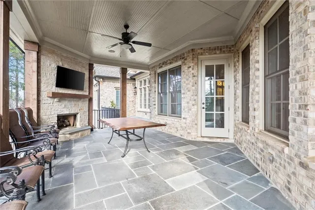 $2,888,000 | 4822 Ipswich Glen, Suwanee, GA 30024