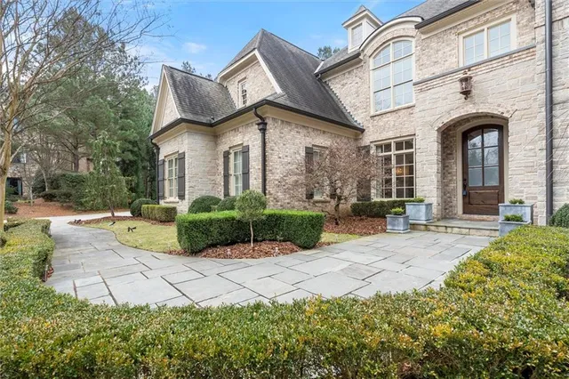 $2,888,000 | 4822 Ipswich Glen, Suwanee, GA 30024