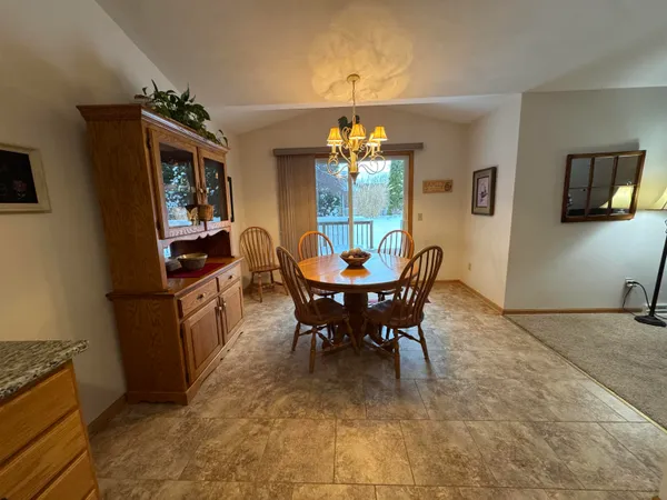 $359,900 | 2070 Cobblestone Court, Beloit, WI 53511