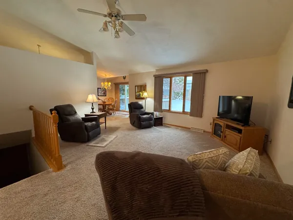 $359,900 | 2070 Cobblestone Court, Beloit, WI 53511