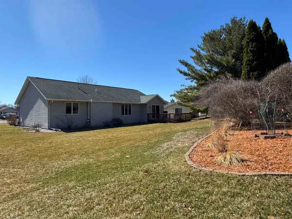 $359,900 | 2070 Cobblestone Court, Beloit, WI 53511