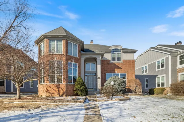 $6,400 | 408 North White Deer Trail, Vernon Hills, IL 60061