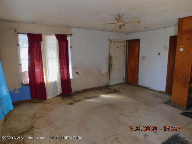 824 Smart Road Como, MS 38619 - Photo 2 of 15 DSCN8610