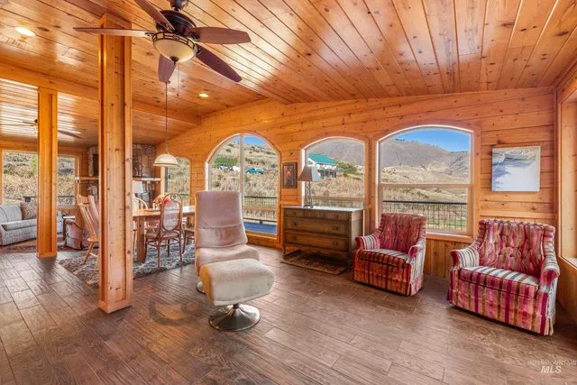 $395,000 | 236 Seven U Ranch Road, Lucile, ID 83542