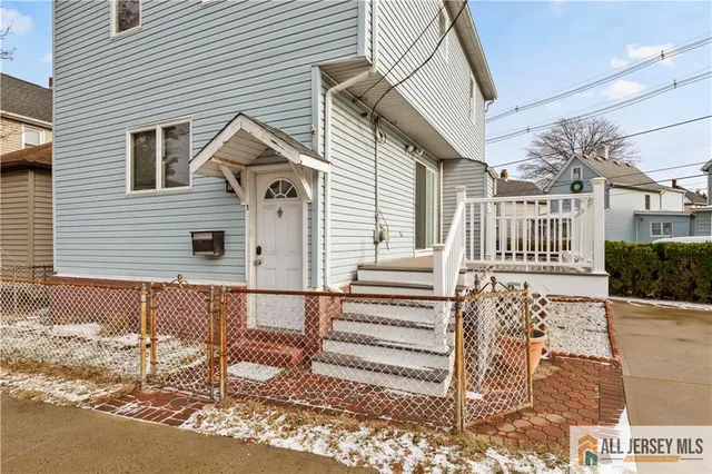 $4,200 | 1 Stanton Street, South River, NJ 08882