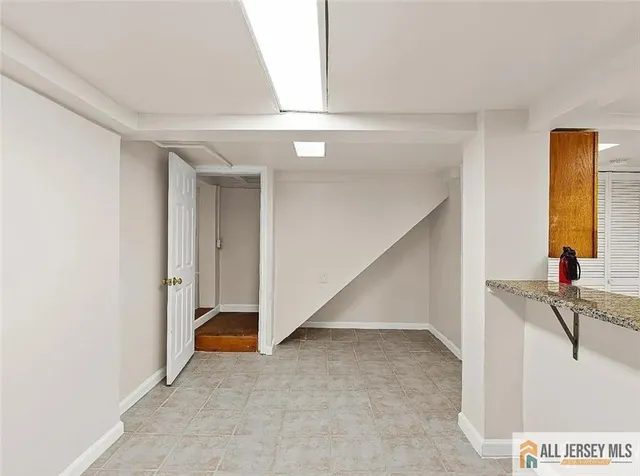 $4,200 | 1 Stanton Street, South River, NJ 08882