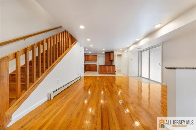 $4,200 | 1 Stanton Street, South River, NJ 08882