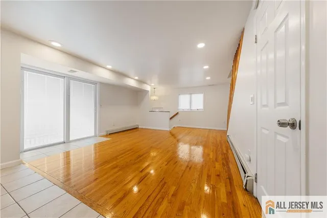 $4,200 | 1 Stanton Street, South River, NJ 08882