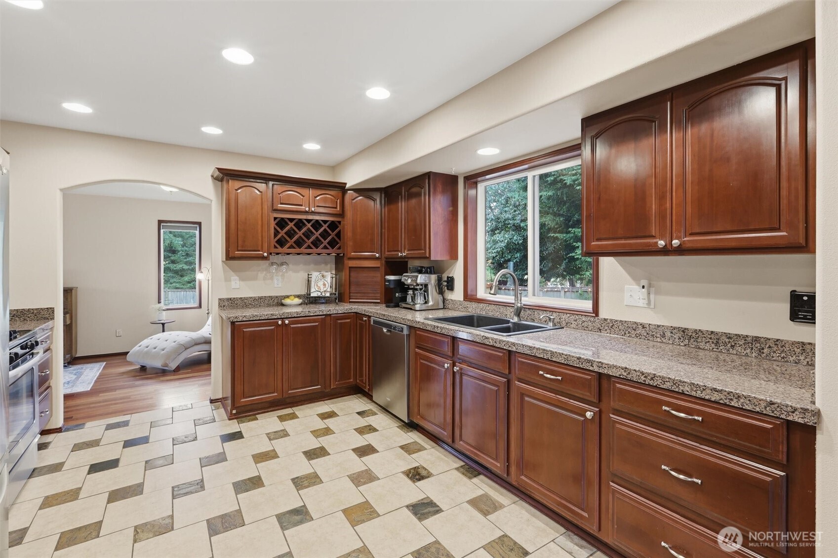 15405 204th Avenue Southeast Renton, WA 98059 - Photo 11 of 40