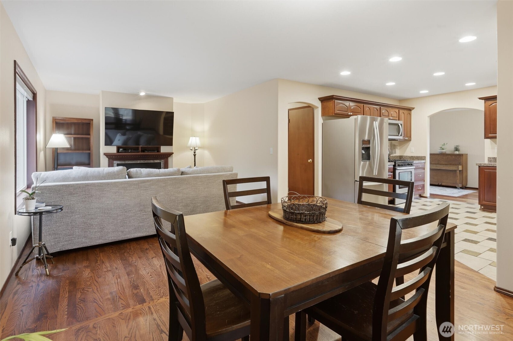 15405 204th Avenue Southeast Renton, WA 98059 - Photo 15 of 40