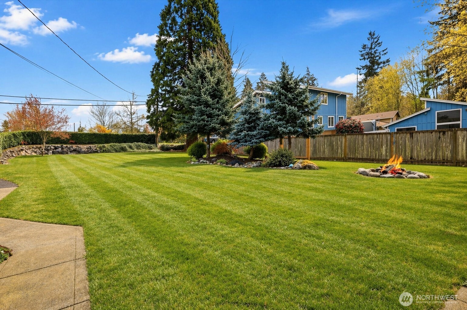 15405 204th Avenue Southeast Renton, WA 98059 - Photo 5 of 40