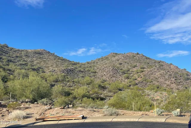 $699,000 | 8489 West El Cortez Place, Unit 1, Peoria, AZ 85383