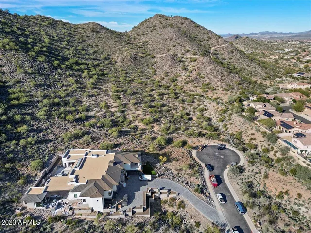 $699,000 | 8489 West El Cortez Place, Unit 1, Peoria, AZ 85383