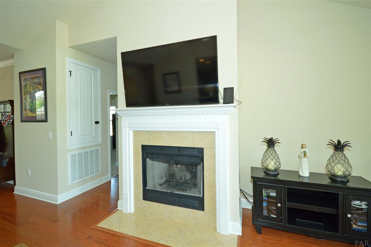 2614 Tulip Hill Road Pace, FL 32571 - Photo 13 of 49 Gallery Image 13