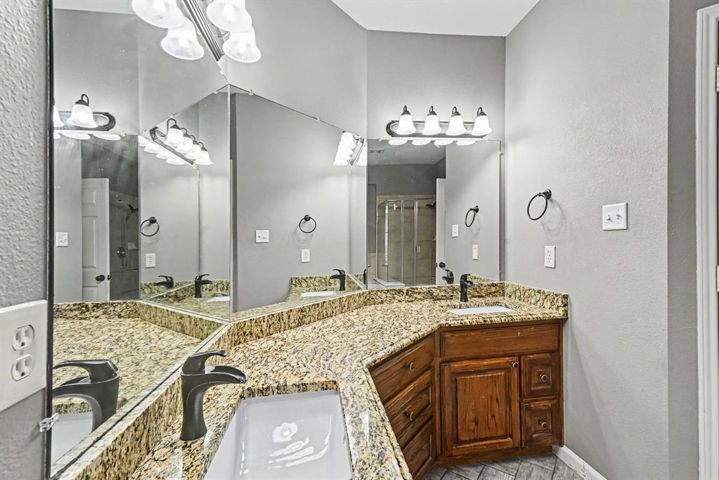 10005 Shelburne Road Fort Worth, TX 76244 - Photo 19 of 29