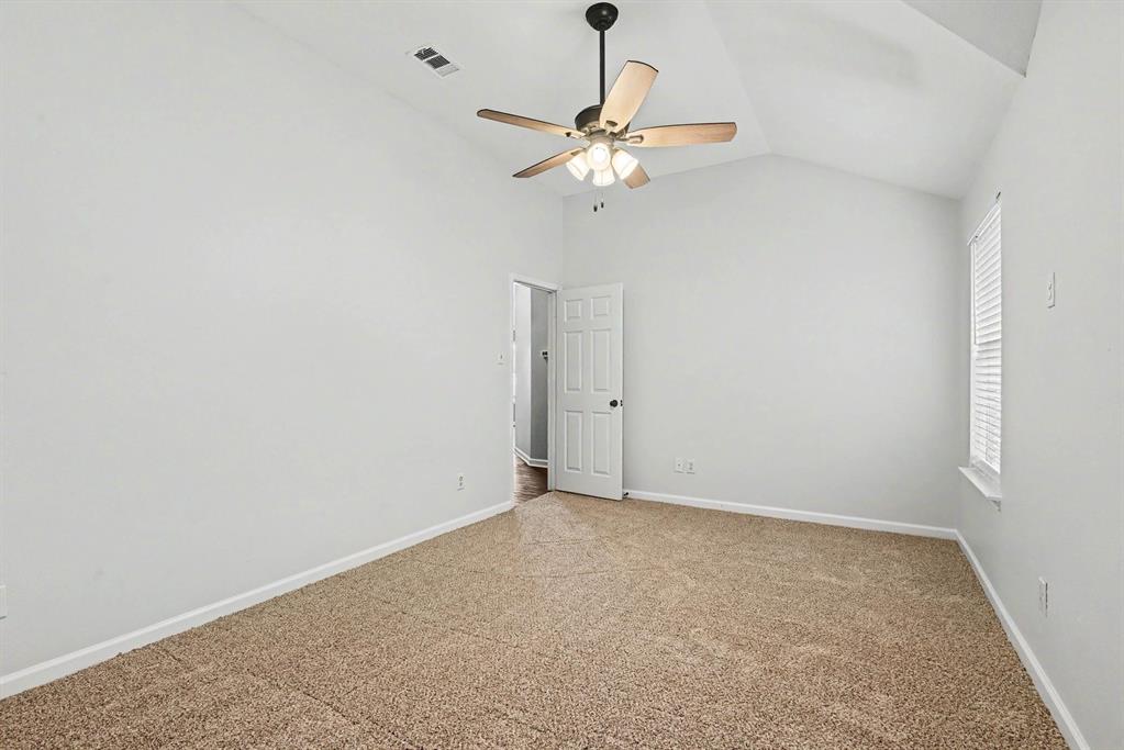 10005 Shelburne Road Fort Worth, TX 76244 - Photo 24 of 29