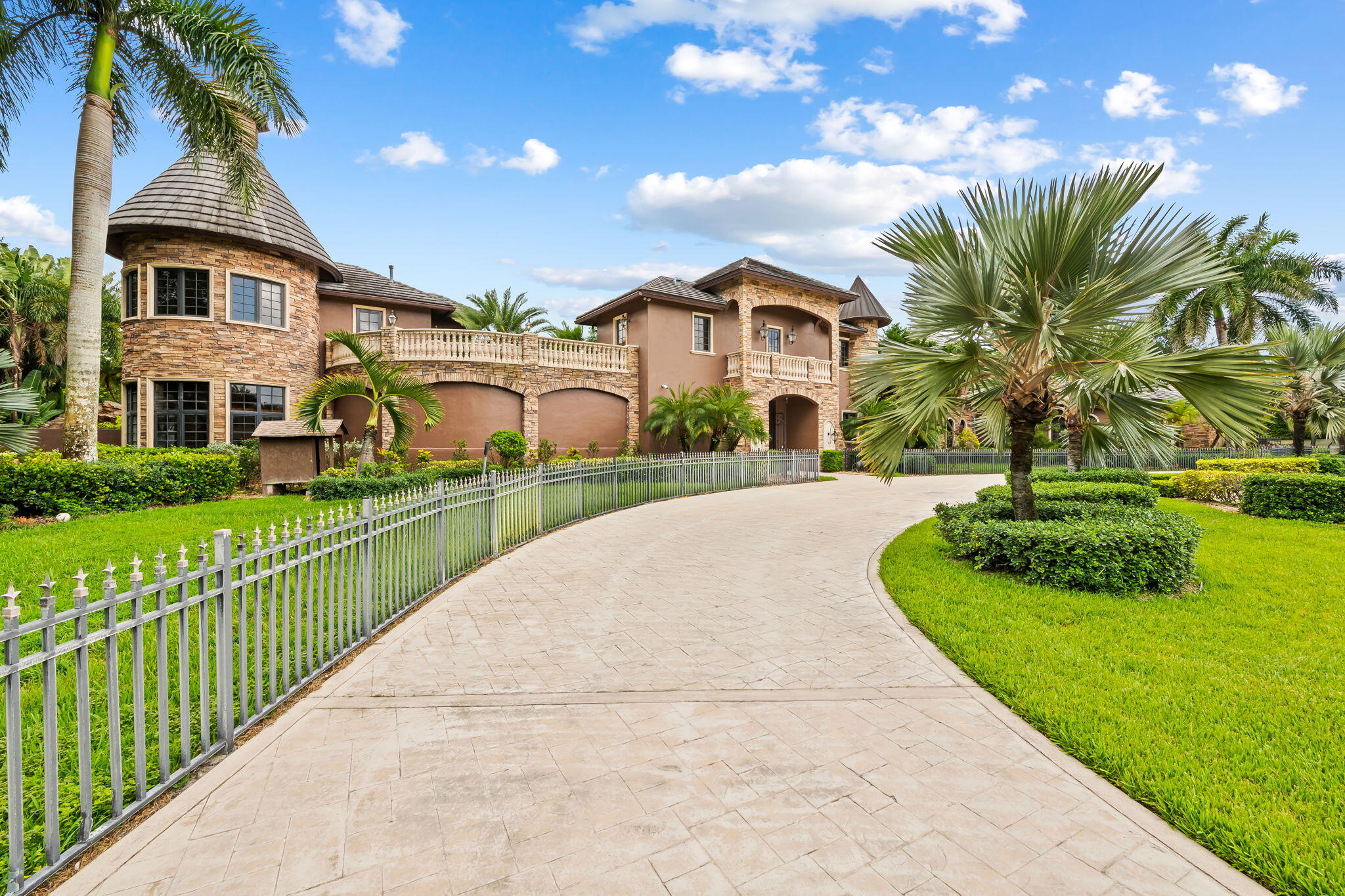 6300 Riverside Drive Parkland, FL 33067 - Photo 6 of 105 14-web-or-mls-DSC_1342