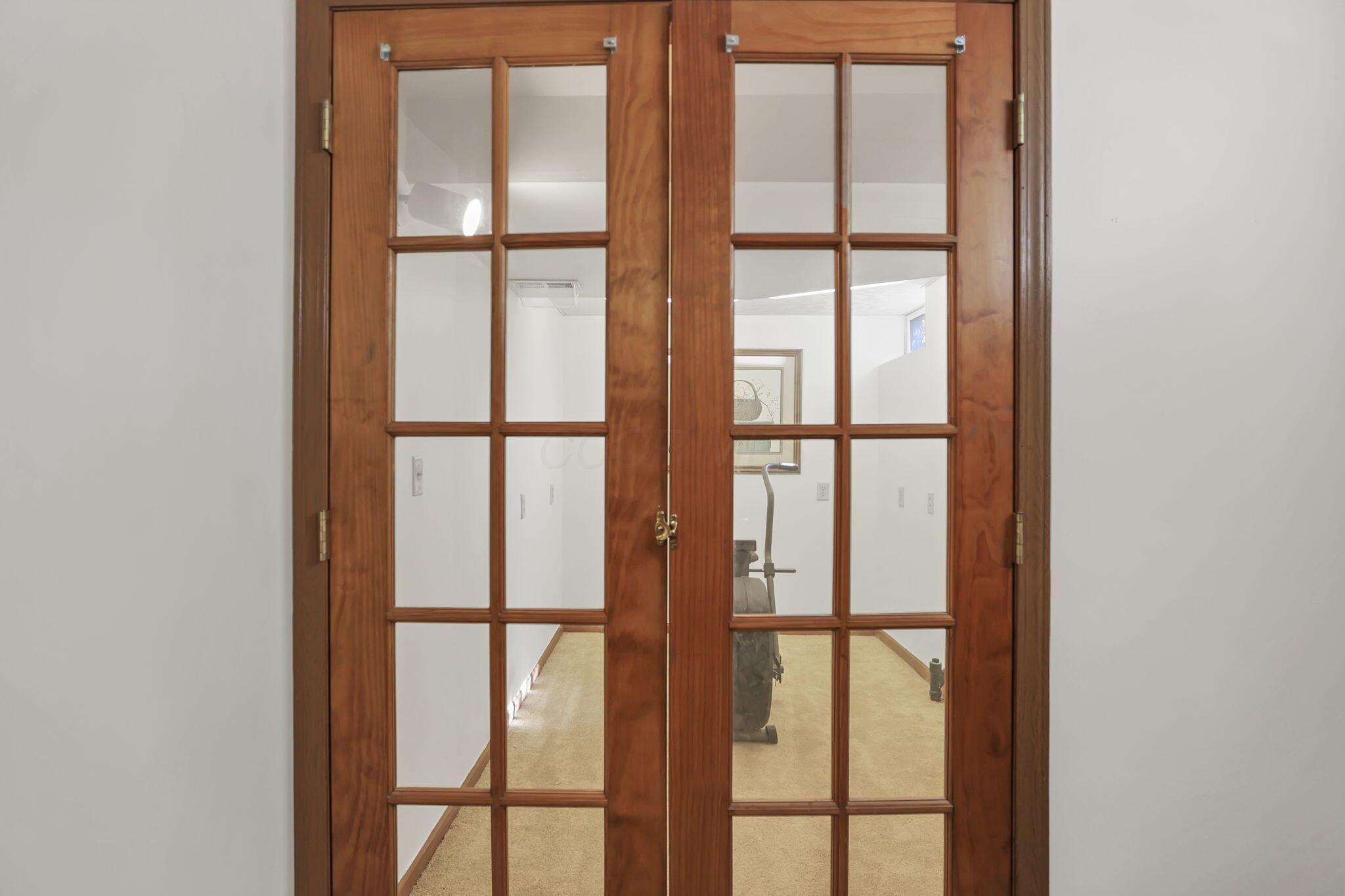 1588 Heatherview Lane Heath, OH 43056 - Photo 37 of 52 Lower Level Office/Workout Space