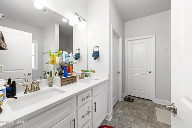 $325,000 | 1011 Hot Rod Road, New Bern, NC 28562