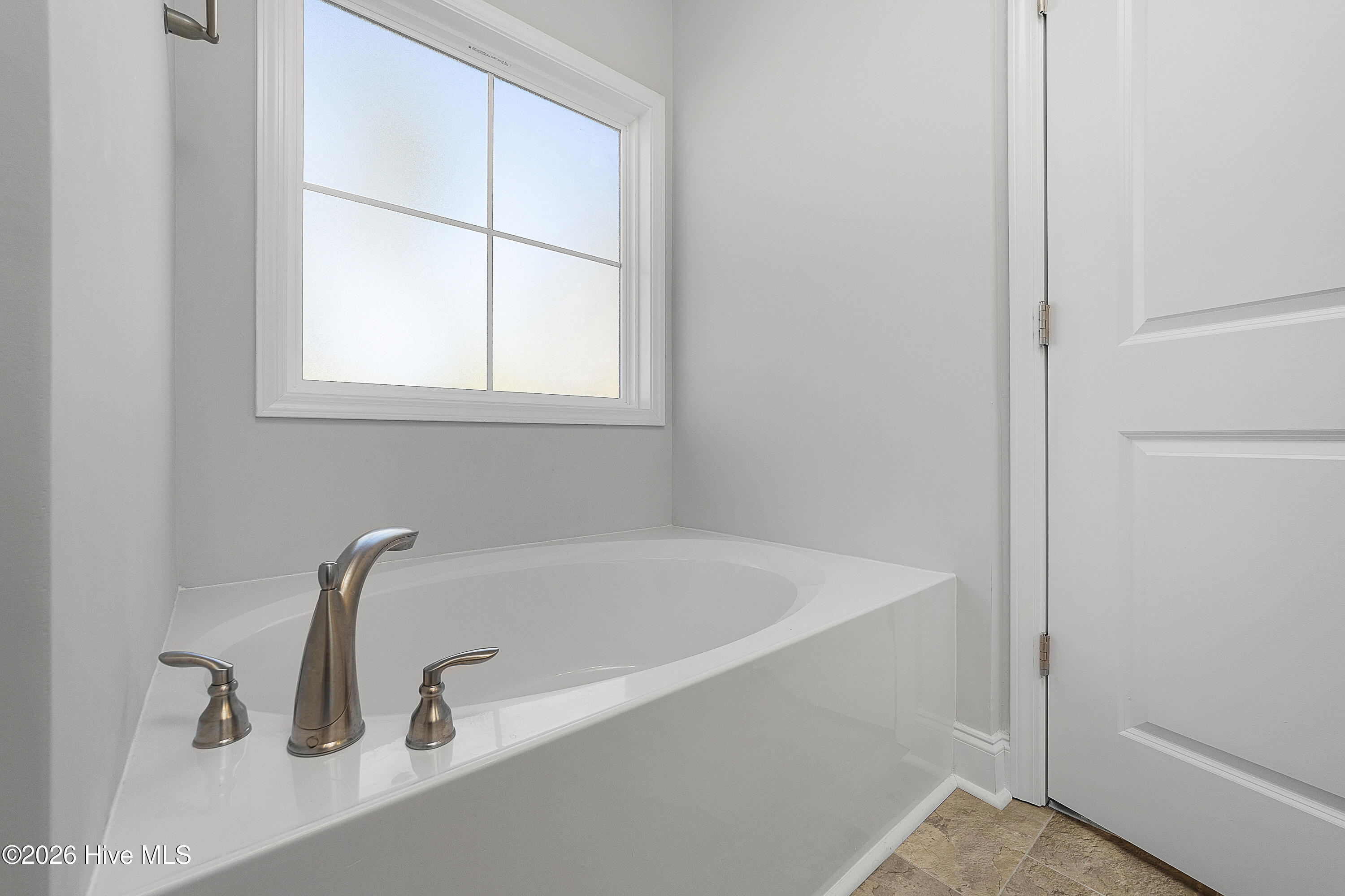 1011 Hot Rod Road New Bern, NC 28562 - Photo 9 of 25 Owners Bathroom