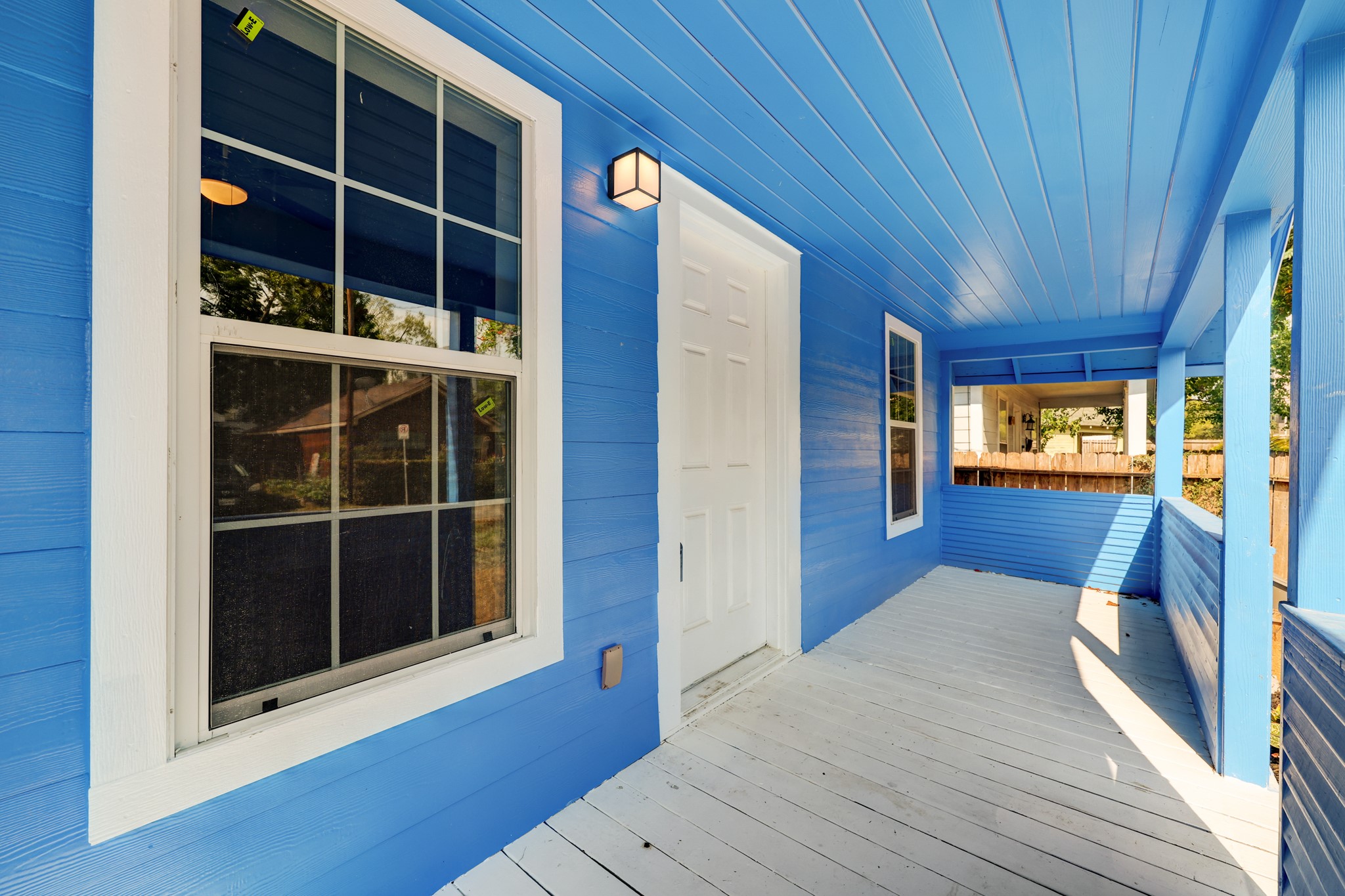 4224 Marina Street Houston, TX 77007 - Photo 2 of 13 a view of a hallway with wooden floor and a window