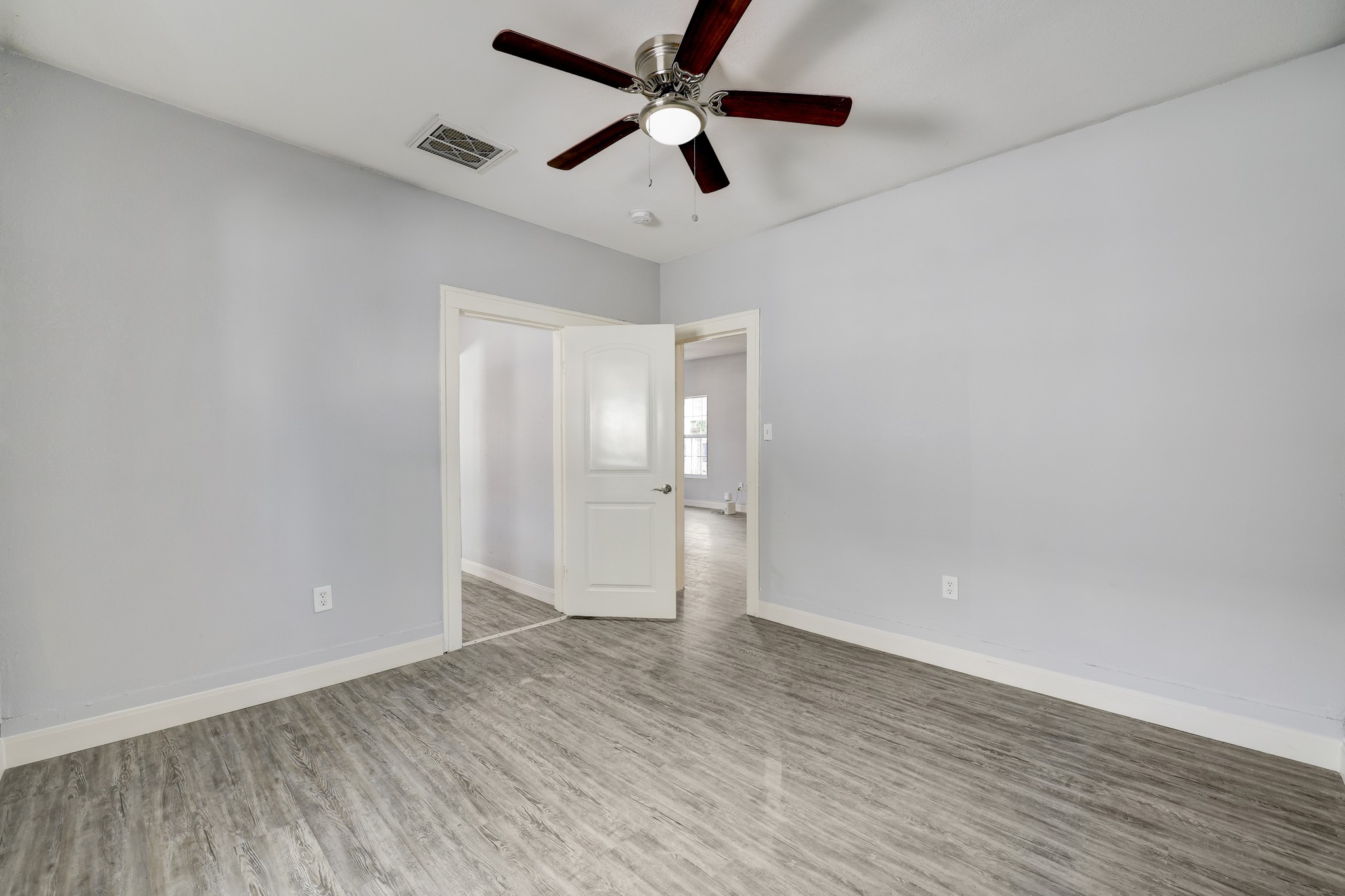 4224 Marina Street Houston, TX 77007 - Photo 9 of 13 wooden floor in an empty room