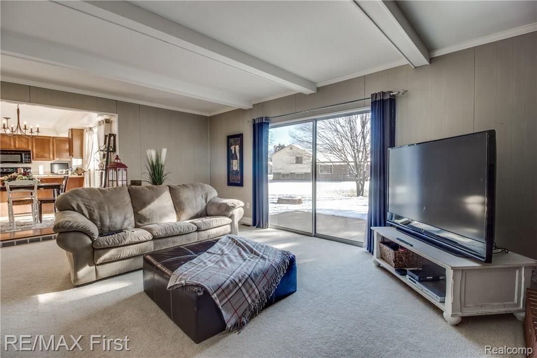 645 Baker Street Rochester, MI 48307 - Photo 23 of 39 interiors-23 - Copy.jpg