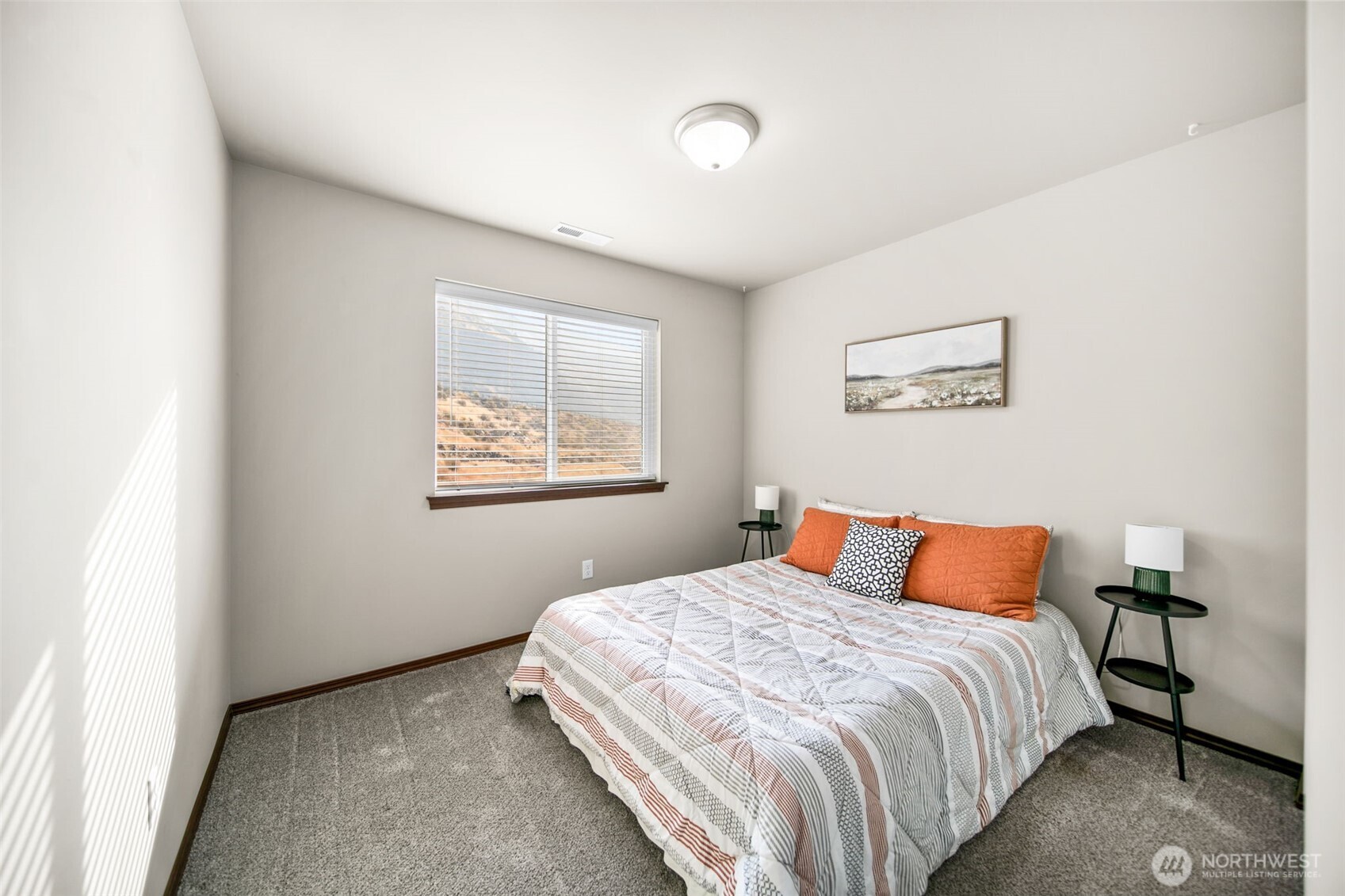 103 George Loop Rock Island, WA 98850 - Photo 18 of 40