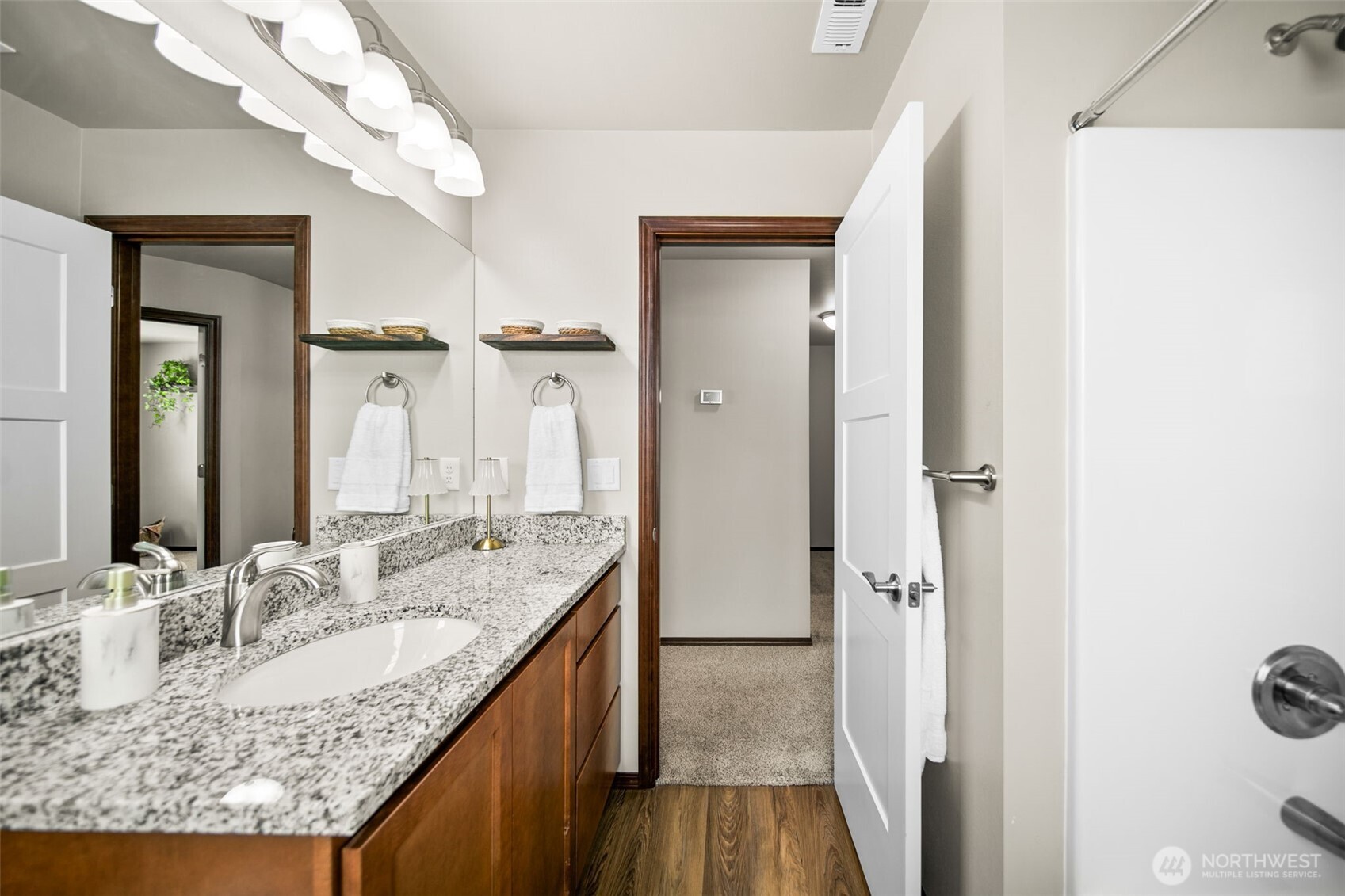 103 George Loop Rock Island, WA 98850 - Photo 21 of 40