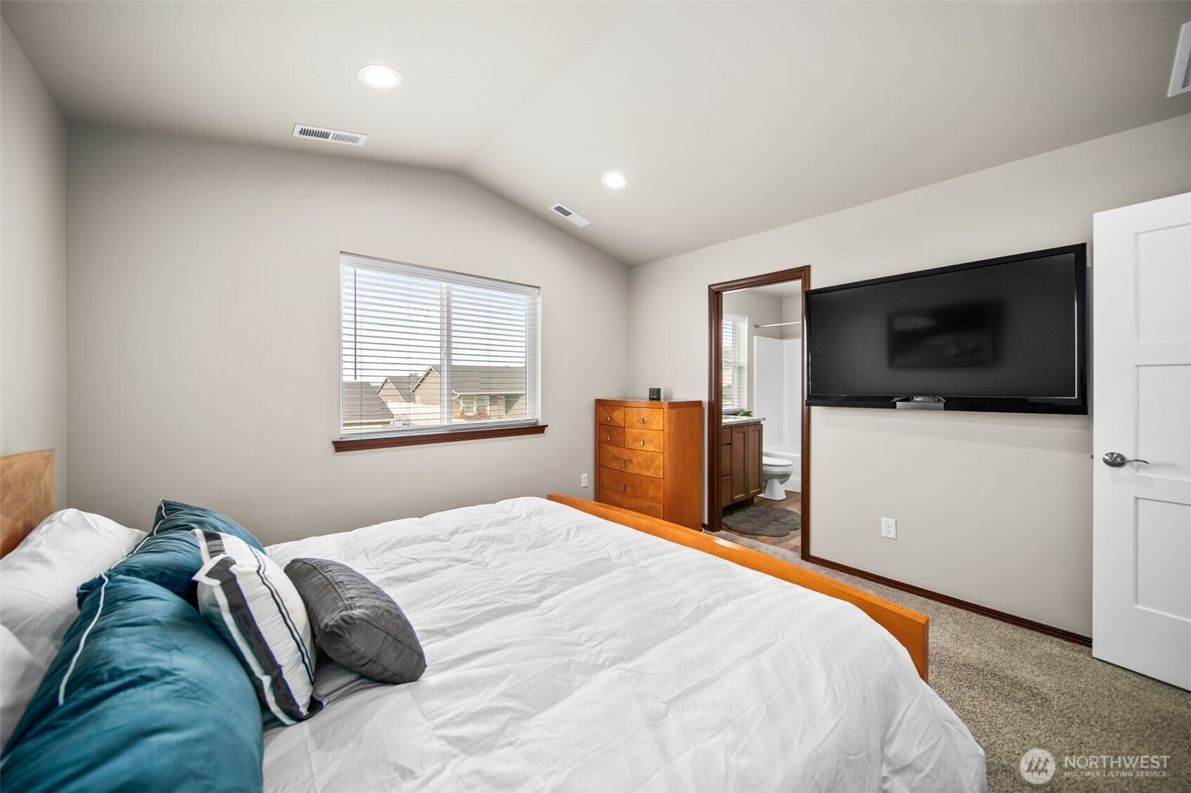 103 George Loop Rock Island, WA 98850 - Photo 24 of 40