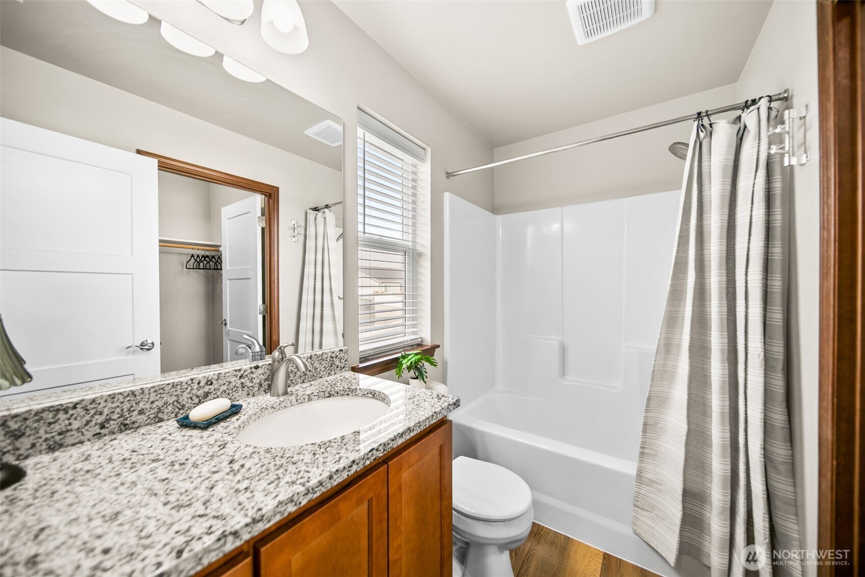 103 George Loop Rock Island, WA 98850 - Photo 25 of 40