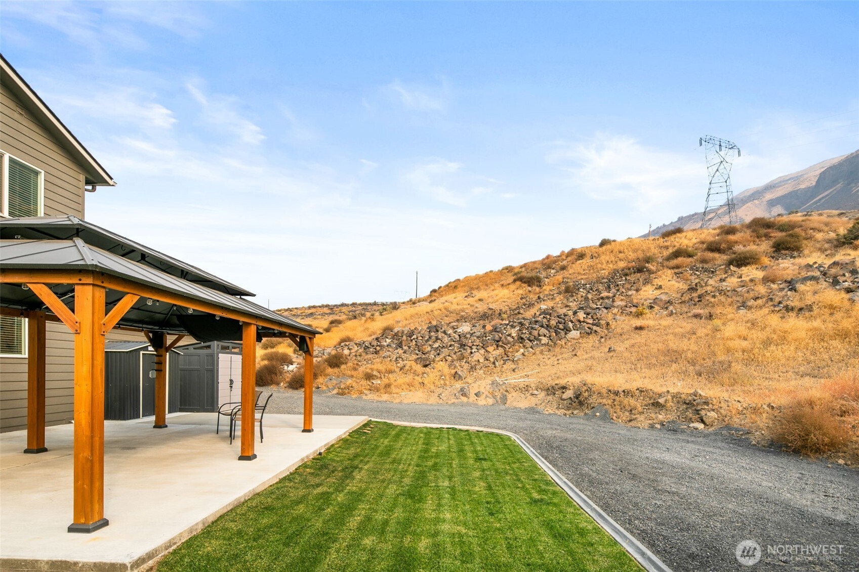 103 George Loop Rock Island, WA 98850 - Photo 35 of 40