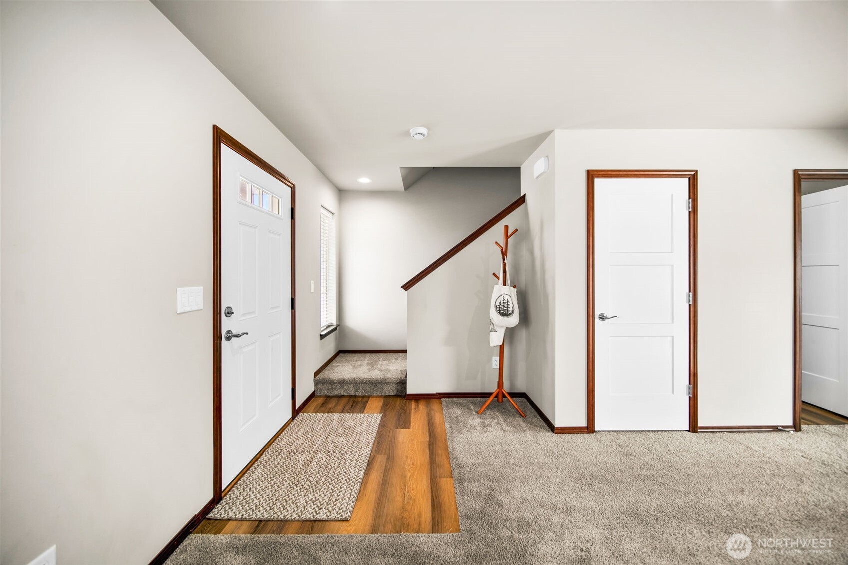 103 George Loop Rock Island, WA 98850 - Photo 4 of 40