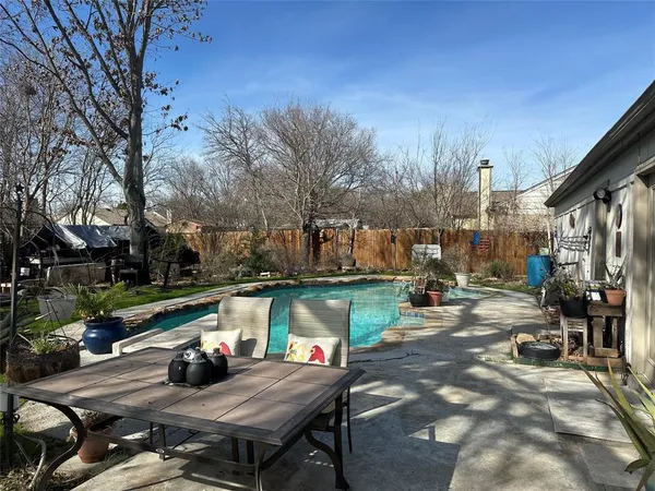 $320,000 | 7405 Shadow Bend Drive, Fort Worth, TX 76137